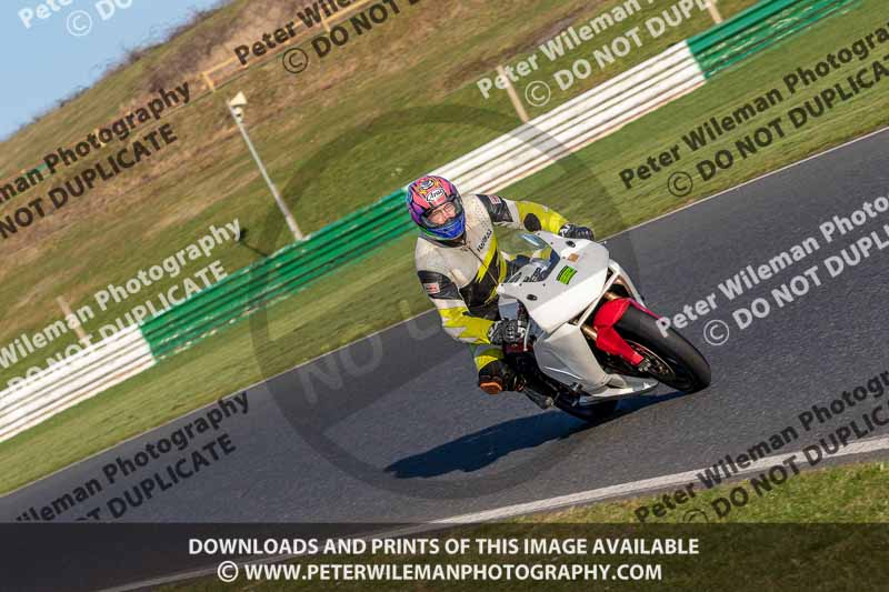 PJM Wedding Photography;enduro digital images;event digital images;eventdigitalimages;mallory park;mallory park photographs;mallory park trackday;mallory park trackday photographs;no limits trackdays;peter wileman photography;racing digital images;trackday digital images;trackday photos